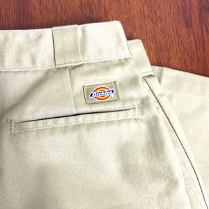 Men’s gently worn 46x30 Khaki . dickies work pants